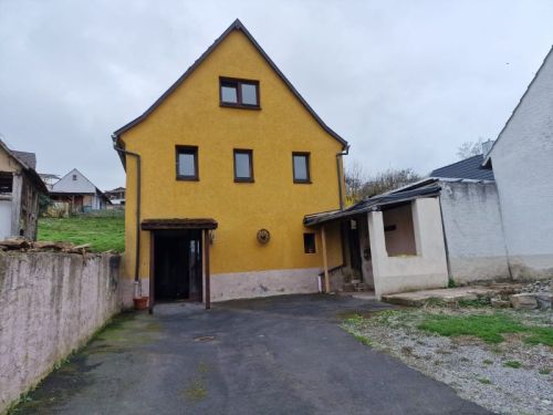 Thumbnail-Gemütliches Einfamilienhaus in ruhiger Lage von 97250 Erlabrunn bei Würzburg (ID 10427)