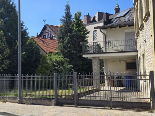 Thumbnail-Großzügiges Einfamilienhaus mit Einliegerwohnung in 97450 Arnstein (ID 10527)