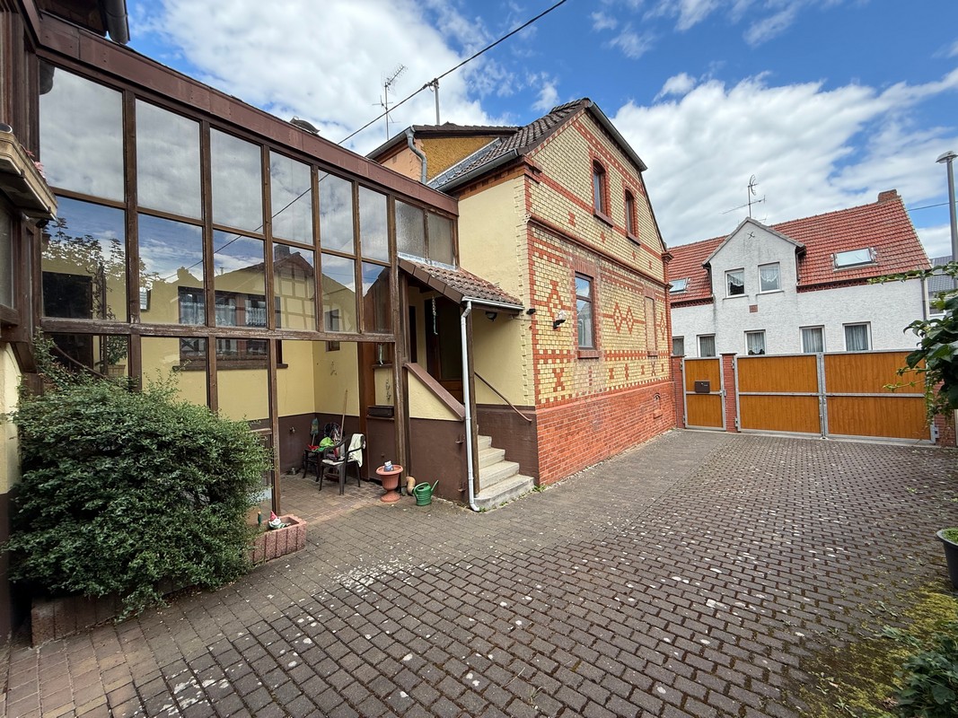 Thumbnail-Wiesbaden-Breckenheim: Generationenhaus oder großes Familienrefugium!