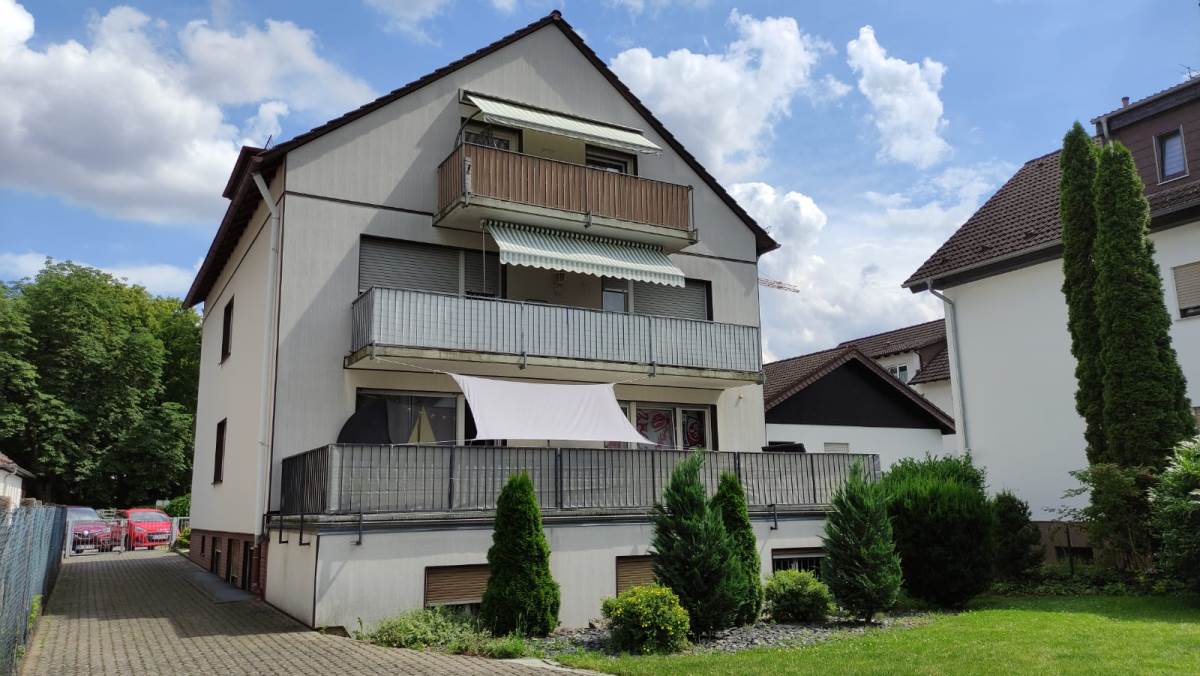 Thumbnail-Attraktives Dreifamilienhaus mit Entwicklungspotenzial in Offenbach-Bieber