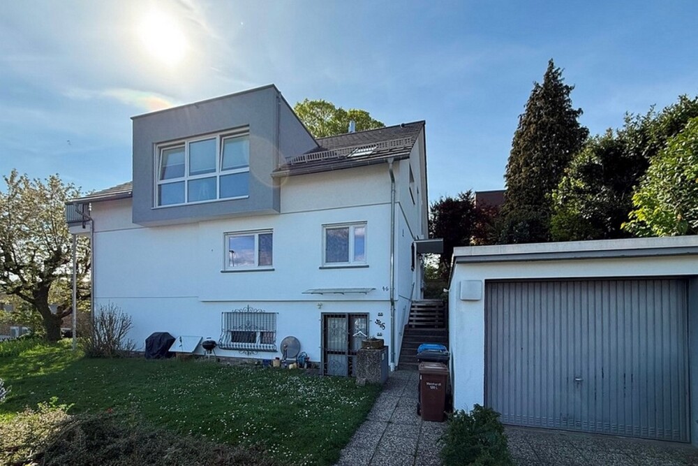 Thumbnail-Hofheim: 2-Familienhaus als Kapitalanlage in Bestlage am Rosenberg