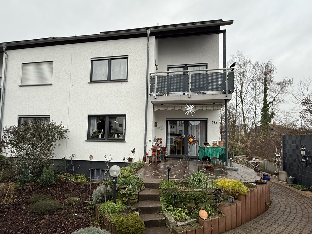 Thumbnail-Kelkheim: Familien aufgepasst!! Schöne Doppelhaushälfte in gesuchter Wohnlage