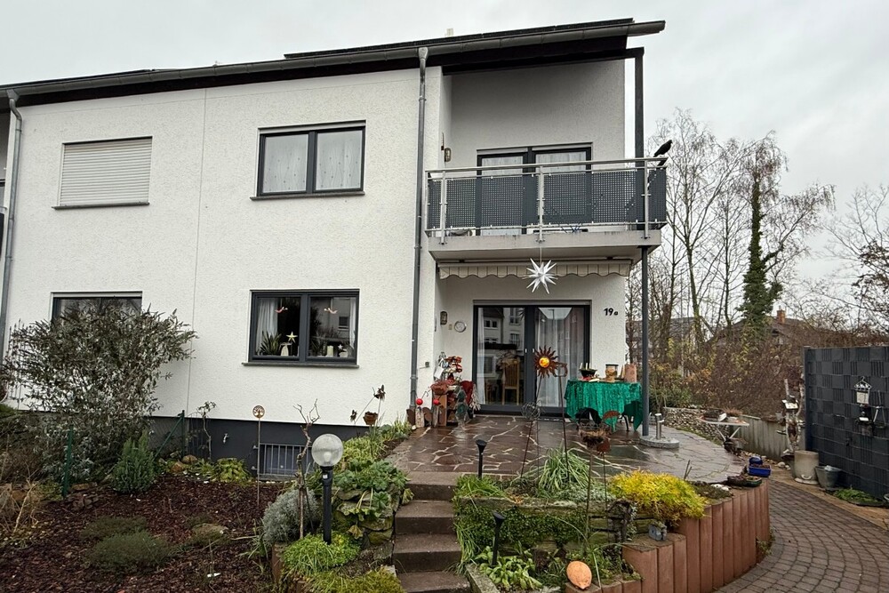 Thumbnail-Kelkheim: Familien aufgepasst!! Schöne Doppelhaushälfte in gesuchter Wohnlage