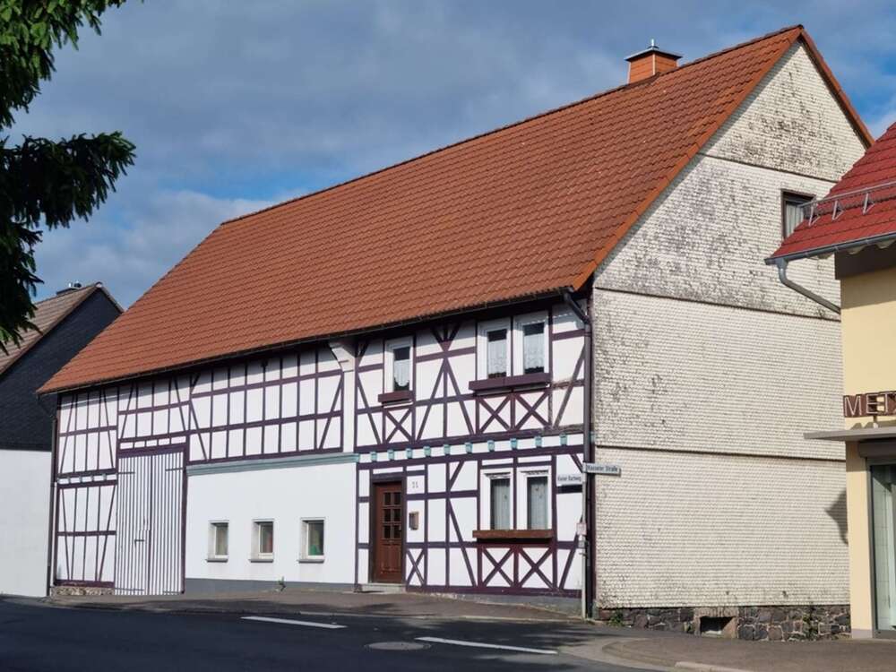 Thumbnail-Haus zum Kaufen in Herbstein 0,00 € 168 m²