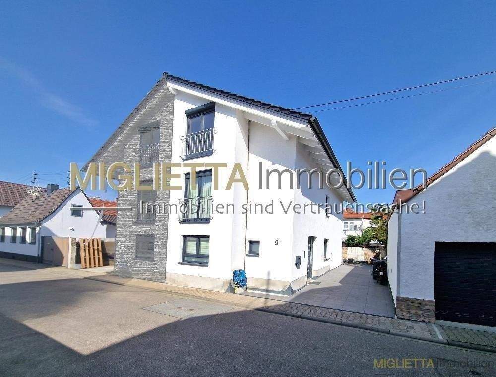 Thumbnail-Neuwertige Doppelhaushälfte mit Ausbaureserve in ruhiger Wohnlage