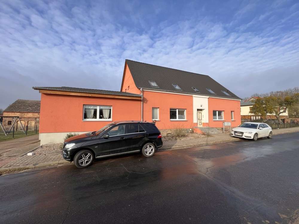 Thumbnail-Haus zum Kaufen in Parsteinsee 419.000,00 € 345 m²