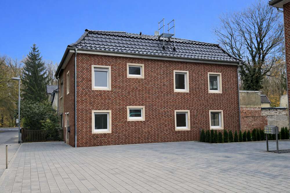 Thumbnail-Haus zum Mieten in Grünheide (Mark) Hangelsberg 1.850,00 € 142.24 m²