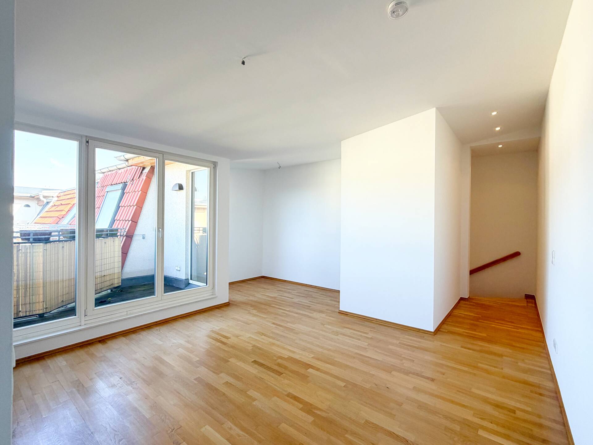 Thumbnail-Dachgeschoss-Maisonette - hell, ruhig mit Balkon, Terrasse und Aufzug