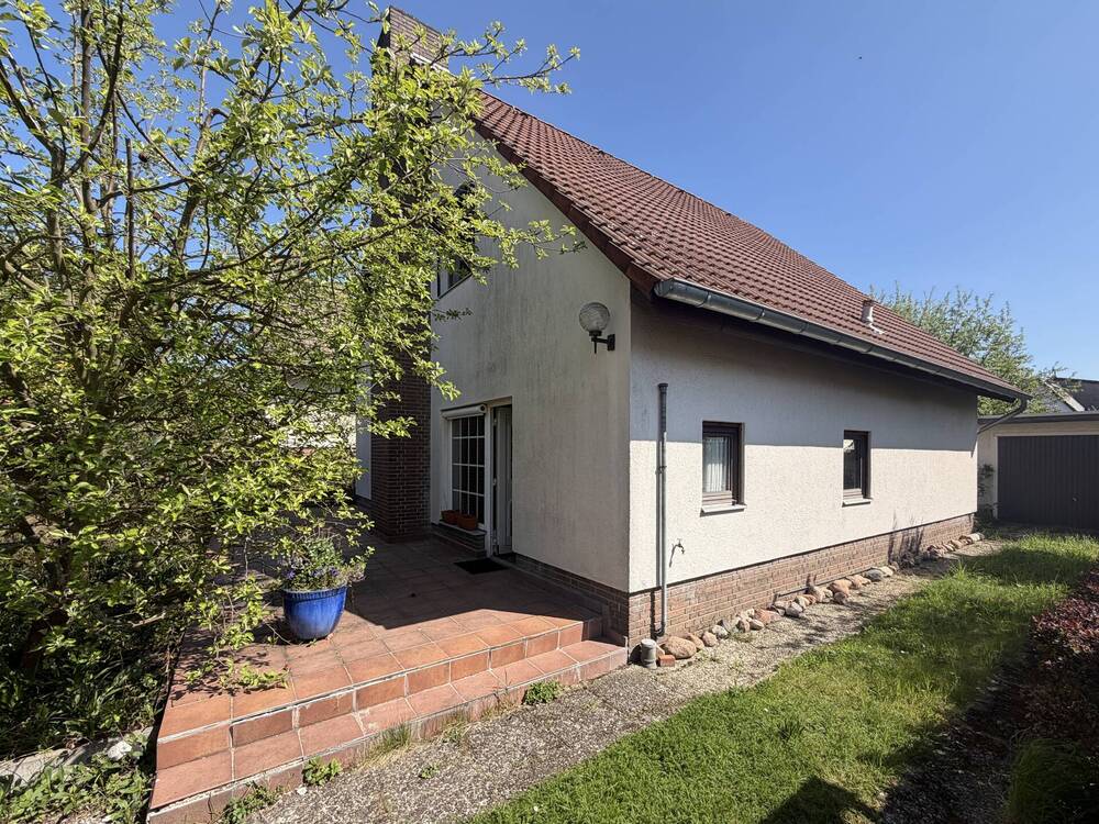 Thumbnail-Einfamilienhaus in Rudow - Südausrichtung! Ruhige Lage in zweiter Reihe und nahe zum BER