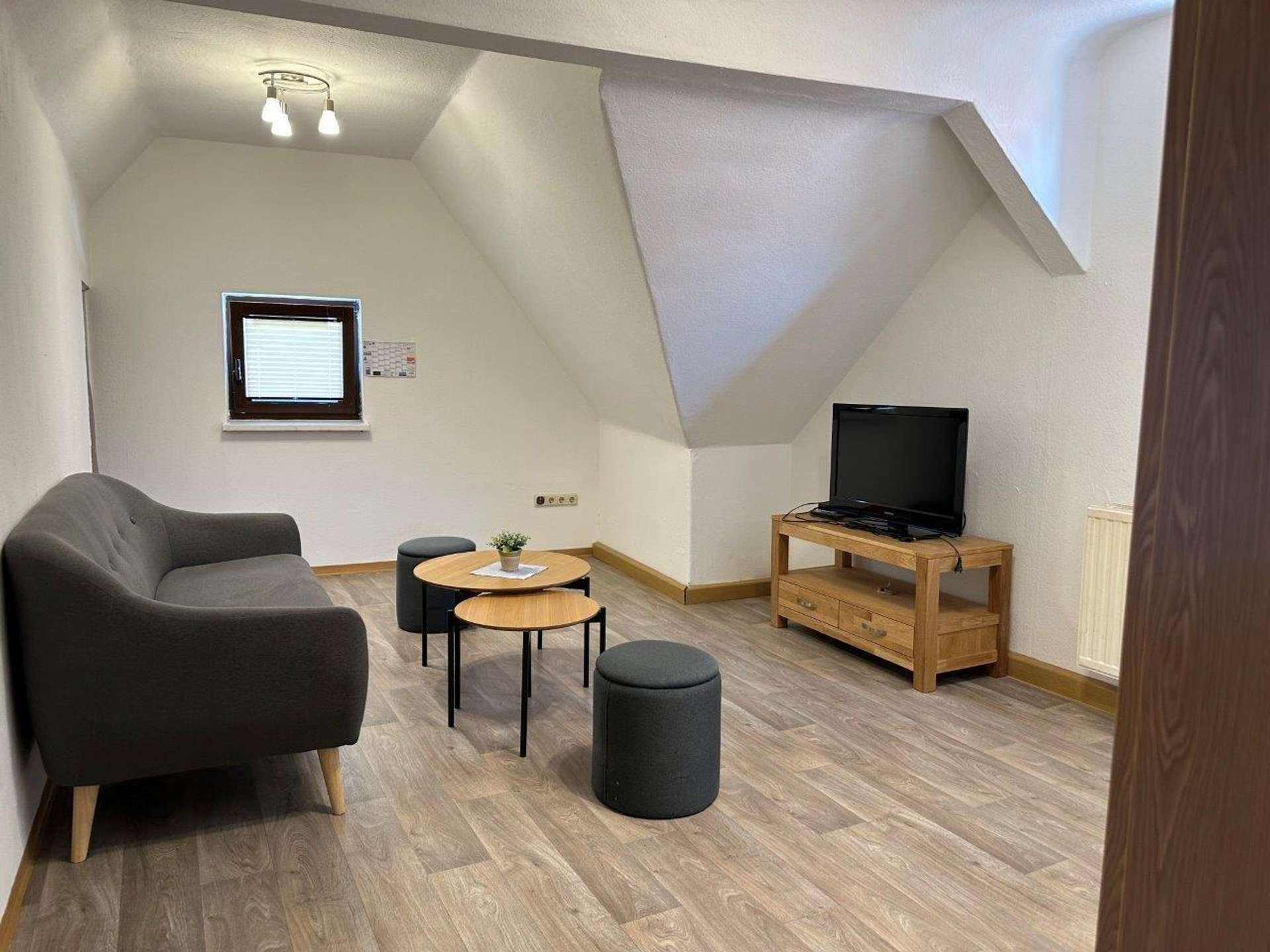 Thumbnail-Hohe Mietrendite - Wohn- und Geschäftshaus im Zentrum von Arnstadt zu verkaufen