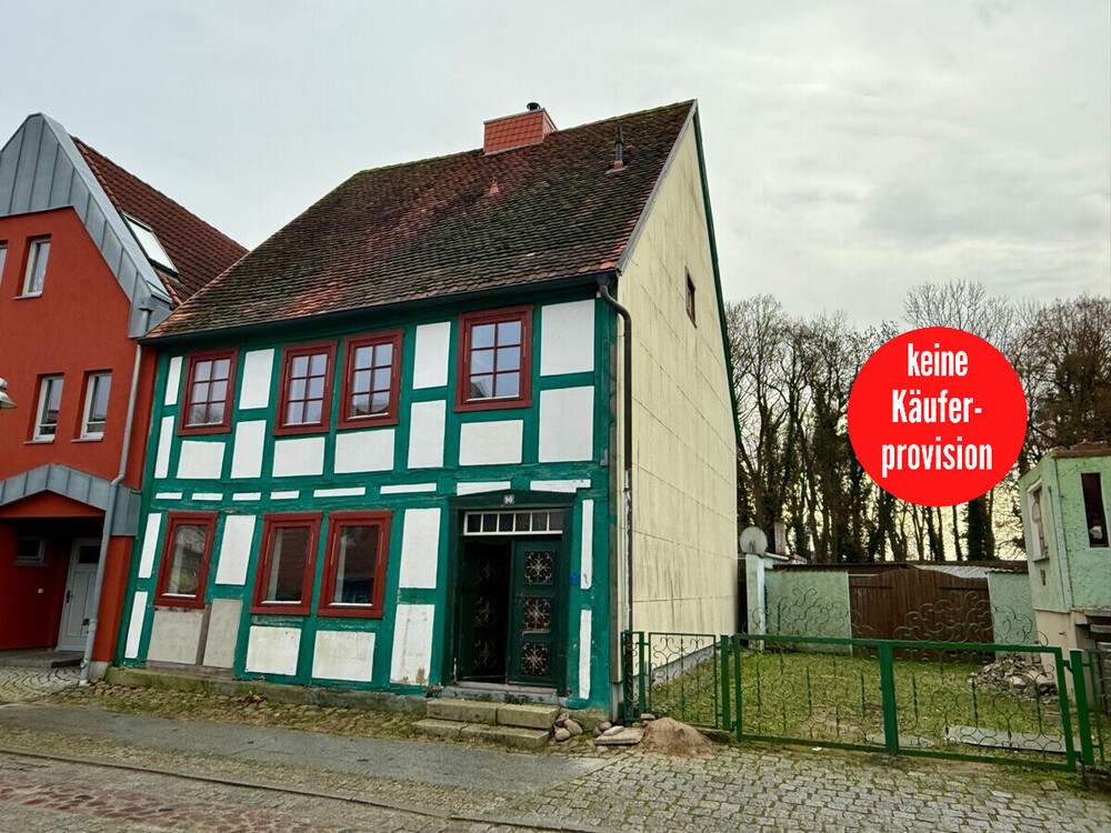 Thumbnail-HORN IMMOBILIEN++ Friedland, historisches Stadthaus mit 6 Zimmern, Kaminöfen, 2 Bädern und Garage
