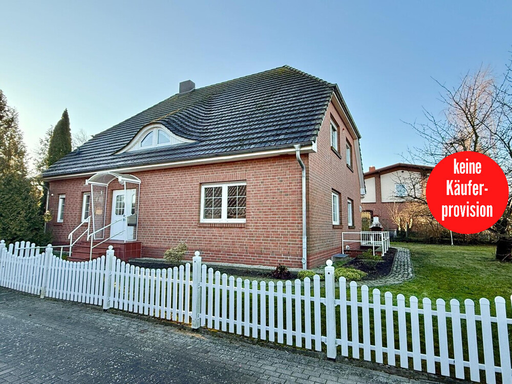 Thumbnail-HORN IMMOBILIEN++ 2 km bis Neubrandenburg, großes Einfamilienhaus mit vielen Extras - Einliegerwohnung möglich