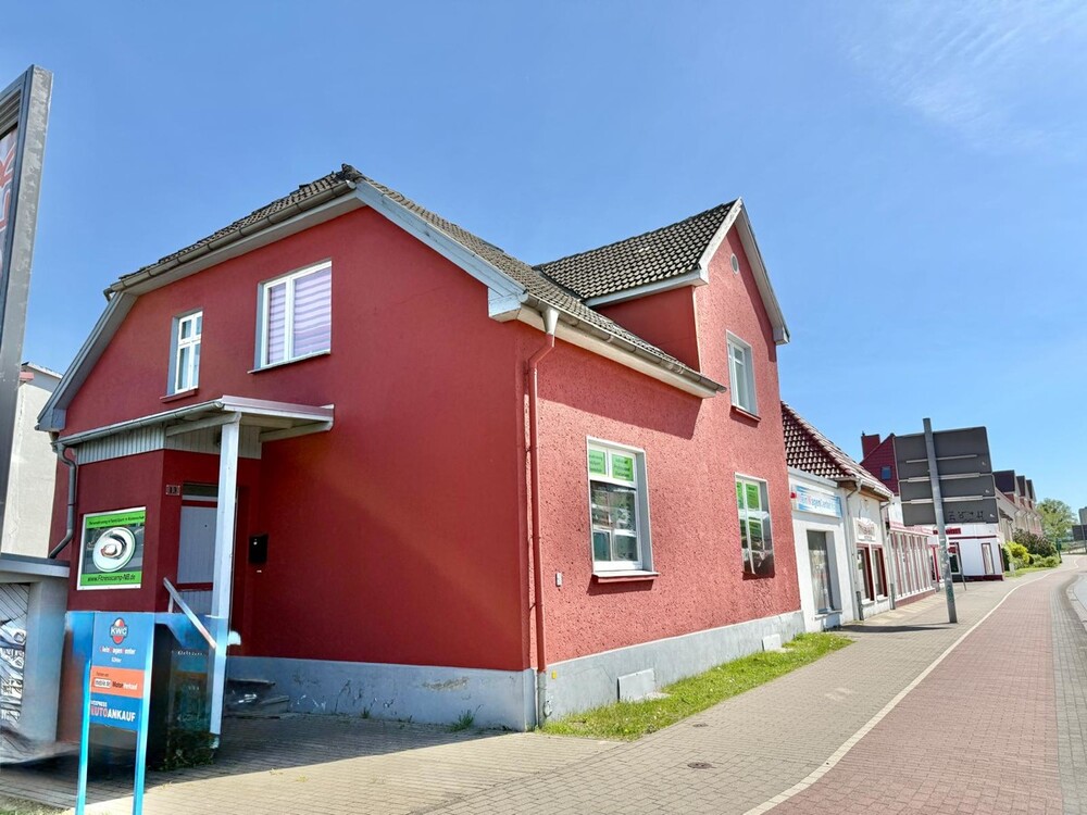 Wohn- und Geschäftshaus