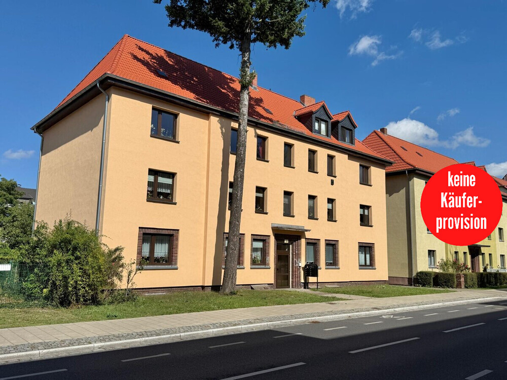 Thumbnail-HORN IMMOBILIEN++RESERVIERT! Neubrandenburg, Mehrfamilienhaus mit 7 Whg., Garten, Keller & 9 Garagen -vermietet-