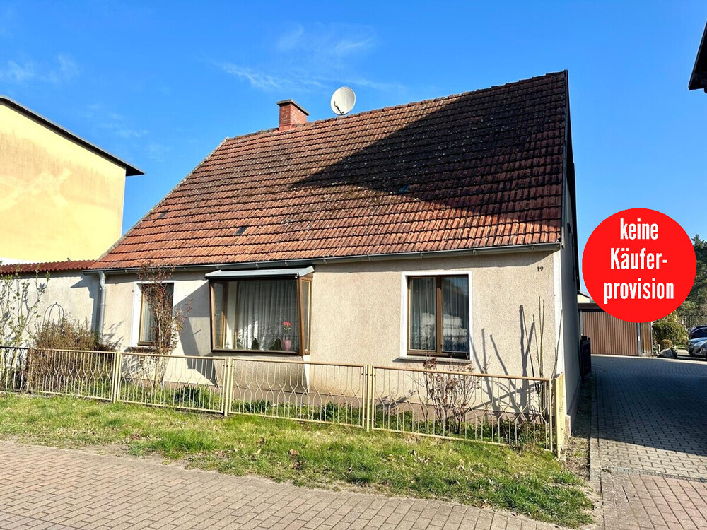 Thumbnail-HORN IMMOBILIEN ++ kleines Einfamilienhaus in zentraler Lage in Ducherow