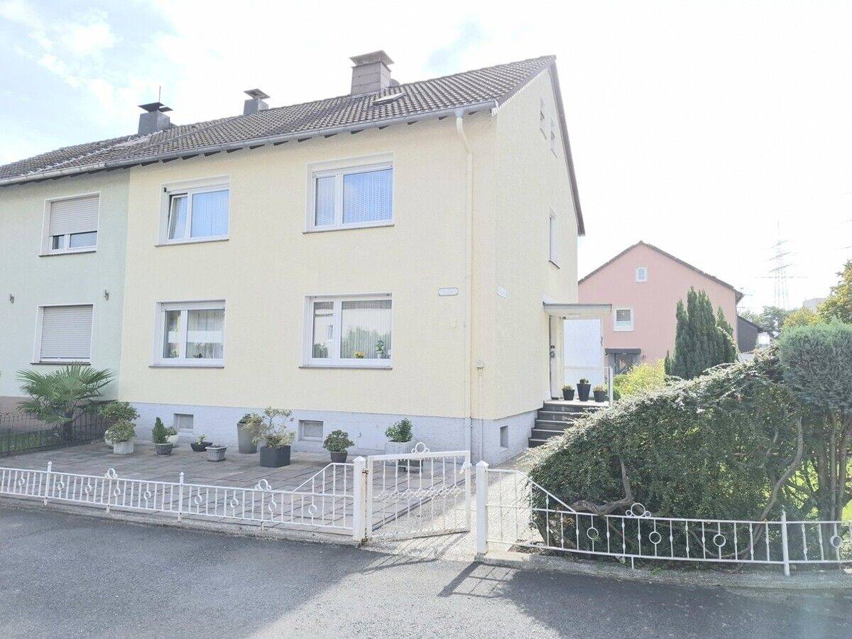 Thumbnail-Großzügige Einfamilien-Doppelhaushälfte in ruhiger Lage von Recklinghausen-Süd!