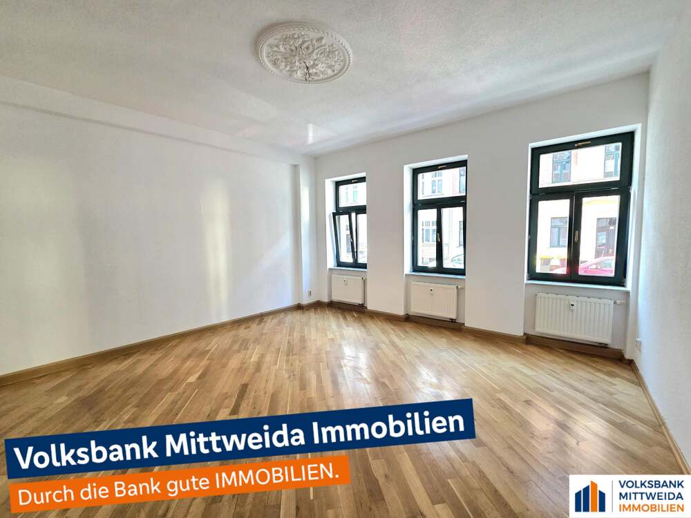 Thumbnail-Großzügige 1-Zimmer-Wohnung mit Parkettfußboden und Tageslichtbad!