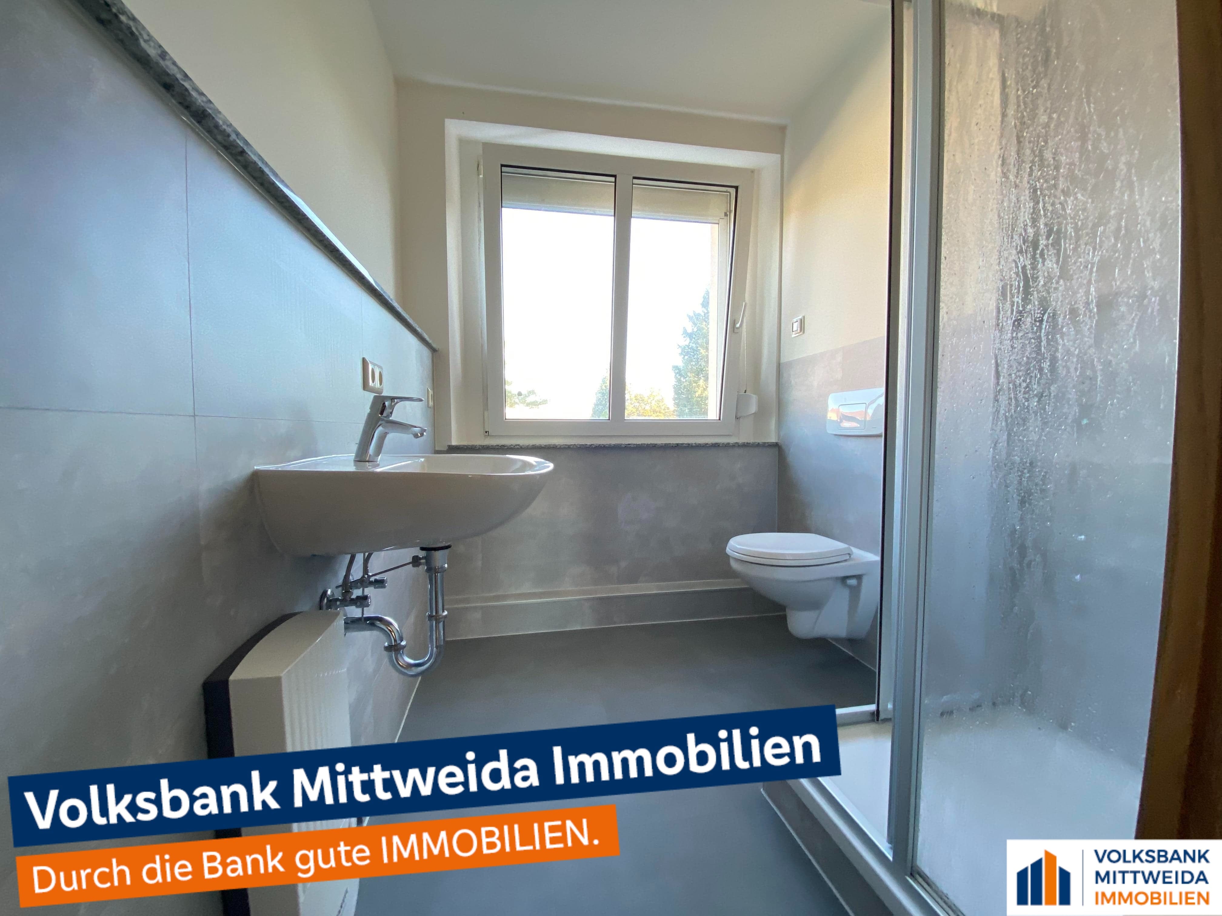 Thumbnail-Frisch renoviert 2-Raum-Wohnung mit modernem Tageslichtbad - sofort bezugsfrei!