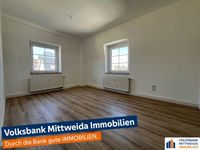 Thumbnail-Neu sanierte 2-Raum Dachgeschoss-Wohnung in ruhiger Lage von Markersorf