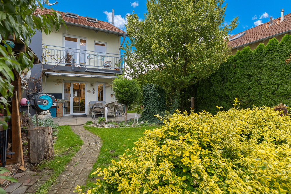 Thumbnail-Ruhig wohnen, zentral leben – Reiheneckhaus mit Wohlfühlcharakter