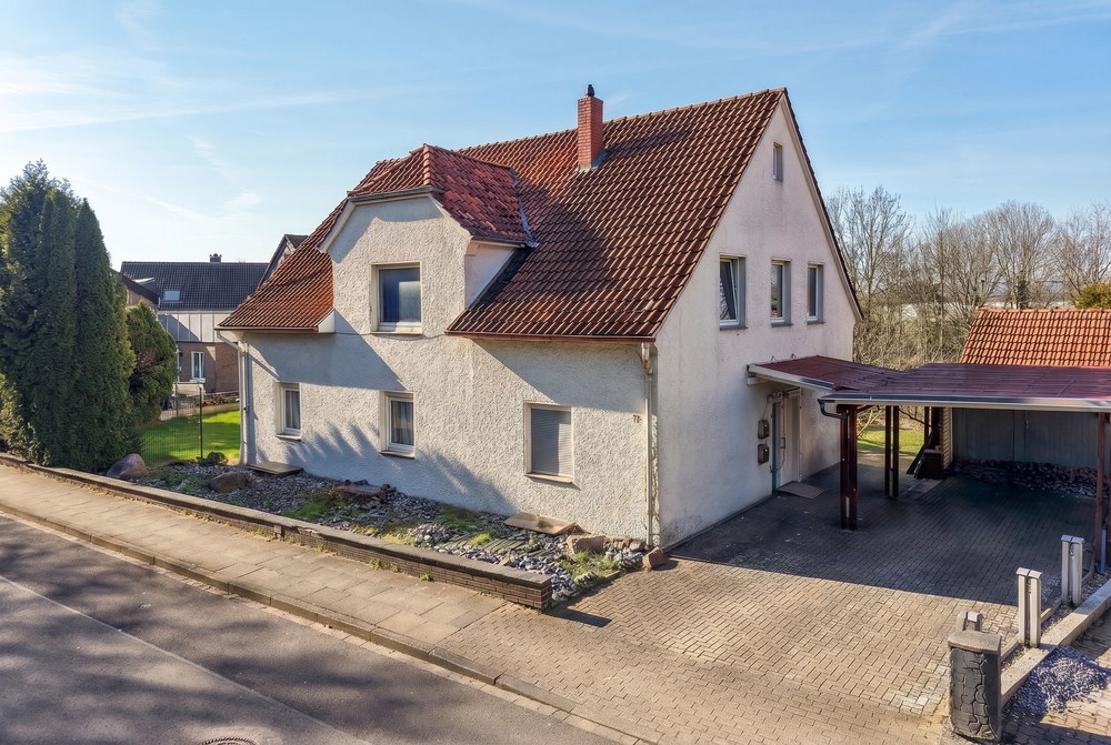 Thumbnail-Ein- bis Zweifamilienhaus mit Wintergarten, großem Grundstück und vielseitigen Nutzungsmöglichkeiten