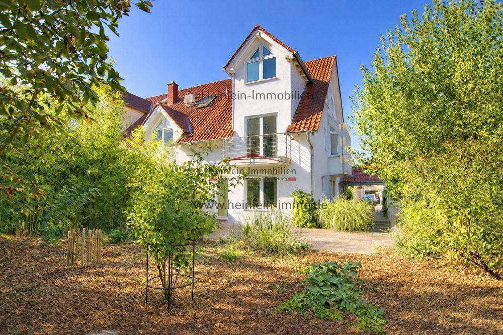 Thumbnail-Reiheneckhaus 7 ZKBB#2 Bäder #Carport #Garten #Zisterne #Keller ausgebaut #Griesheim Im Wiesengarten