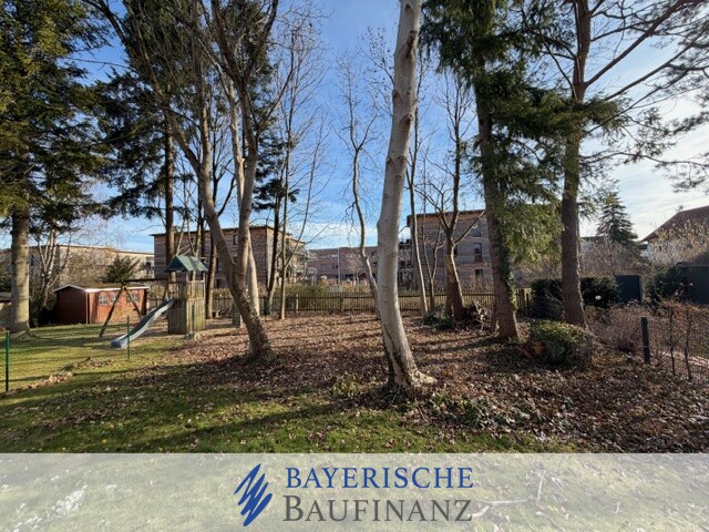 Thumbnail-• CHARMANTES BAUGRUNDSTÜCK FÜR IHR EINFAMILIENHAUS • BEGEHRTE SÜD-LAGE IN MÜNCHEN-OBERMENZING •