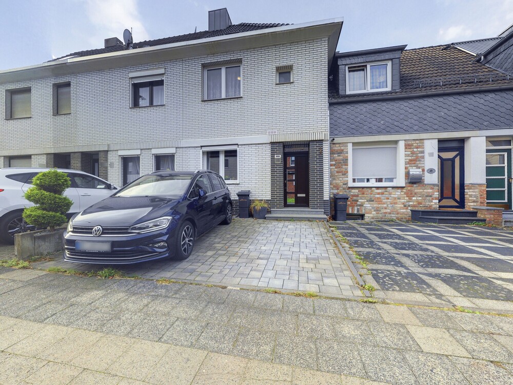 Thumbnail-Kohlscheid - Gepflegtes Einfamilienhaus mit 3 Zimmern, Kamin und ausgebautem Dachstudio