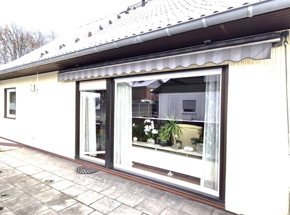 Thumbnail-Charmantes Einfamilienhaus mit Garage & Ausbaupotenzial in ruhiger Wohnlage von Reichshof-Berghausen