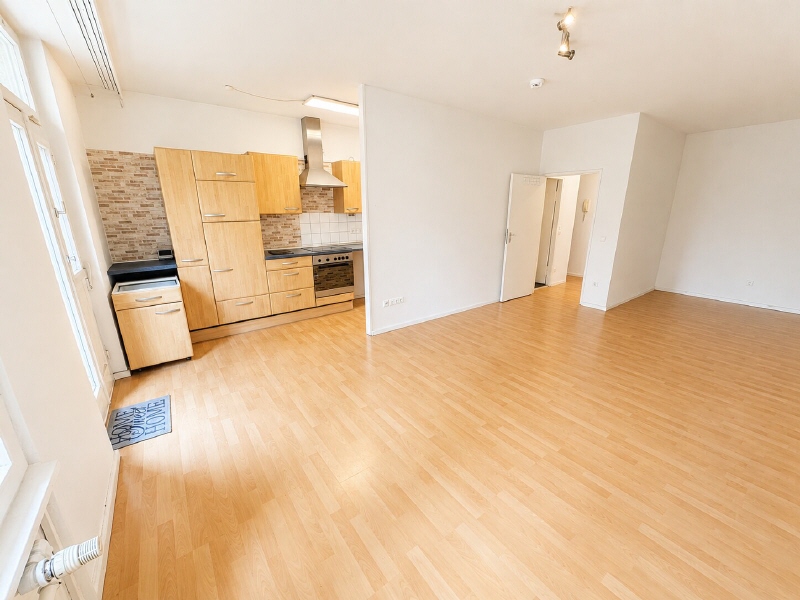 Thumbnail-freie Wohnung in Tiergarten mit Spreeblick