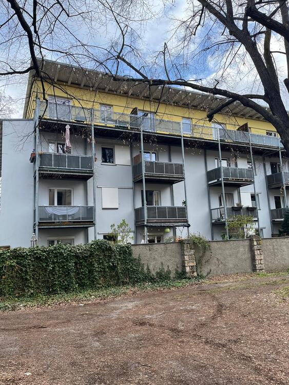 Thumbnail-Dresden-Pieschen: 2-Zimmer-Wohnung mit Balkon und Außenstellplatz, ab Mai frei